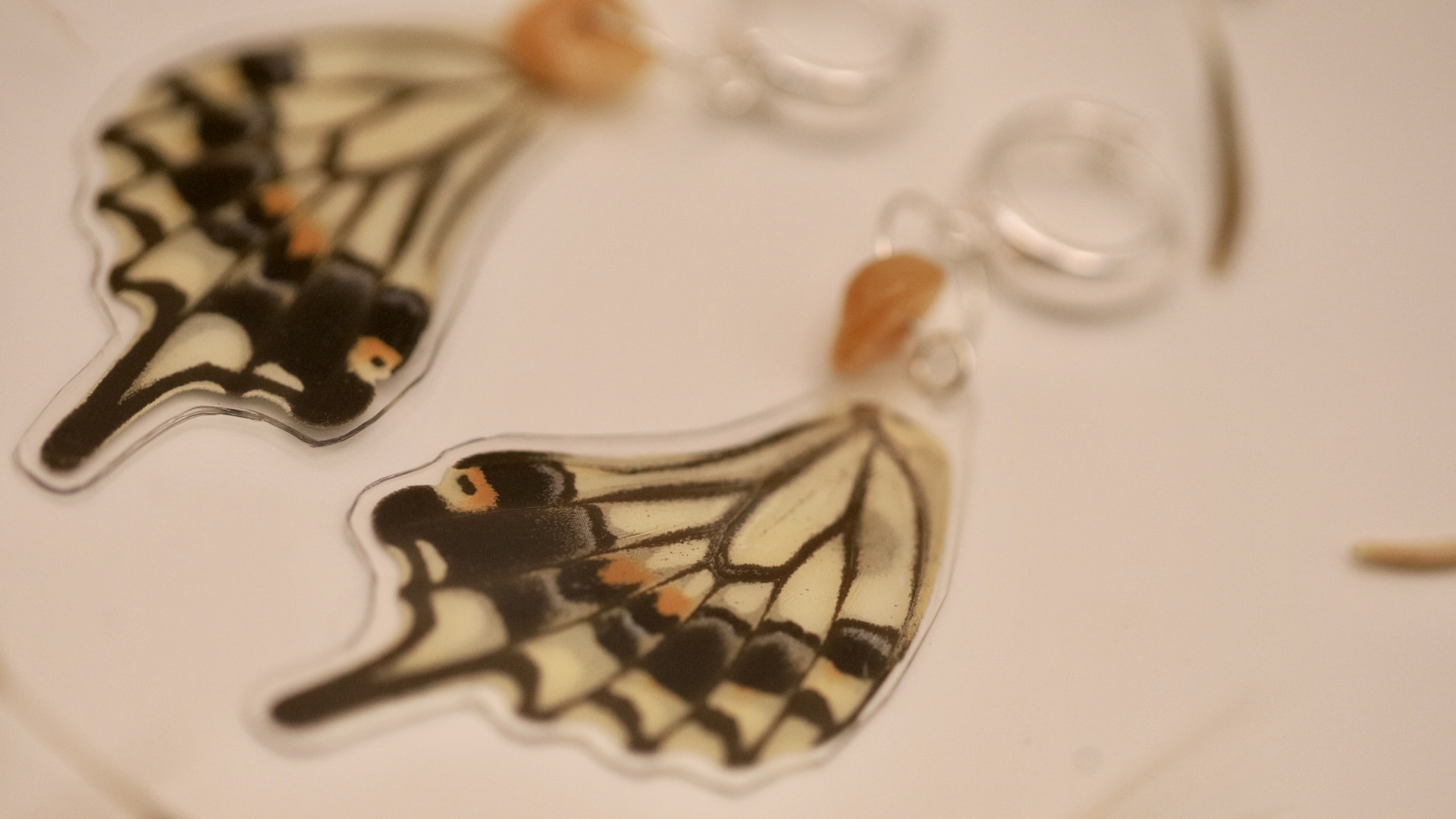 Earrings "Cream & Honey" - Handmade Sterling Silver, real Gemstone and Butterfly Wings - Image 2